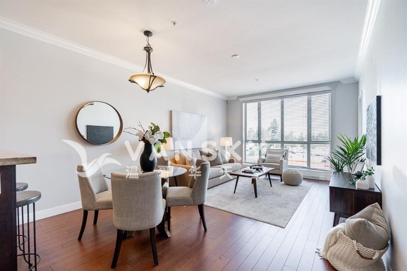 260725100515_2 Living Room.jpg